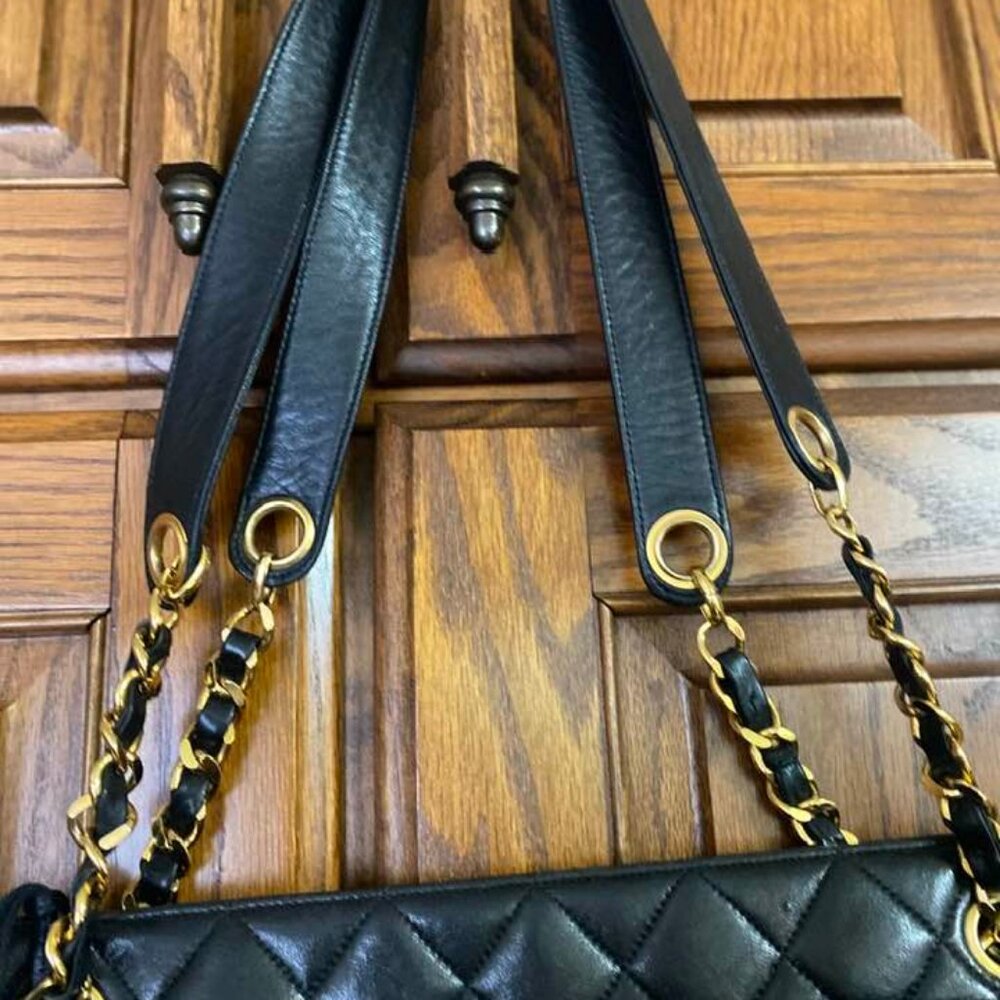 EXCELLENT CONDITION! VINTAGE CHANEL TIMELESS LAMBSKIN LEATHER LARGE TOTE - Picture 4 of 15